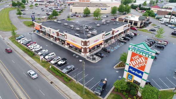 Clinton Highway Shops: 6631 Clinton Highway, Knoxville, TN 37912